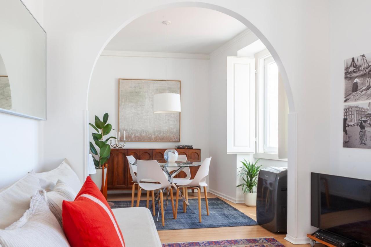 Alfama Amazing Scenic River And View Charming With 2 Bedrooms And Ac 19th Century Building Lejlighed