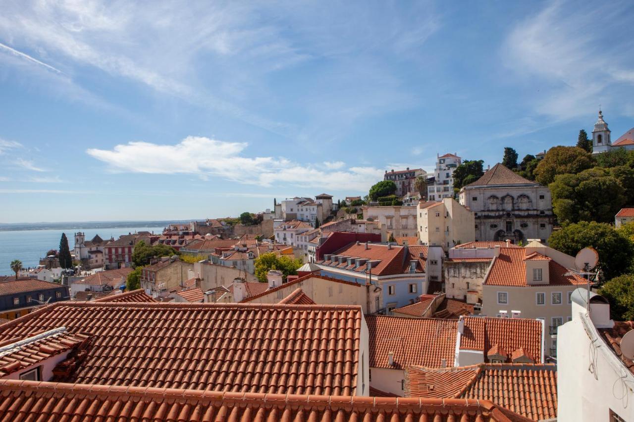 Alfama Amazing Scenic River And View Charming With 2 Bedrooms And Ac 19th Century Building Lejlighed *