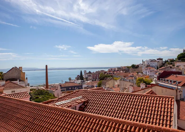Alfama Amazing Scenic River And City View Charming Apartment With 2 Bedrooms And Ac 19Th Century Building